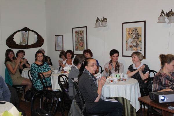 http://lotsiya.ru/news/2015/kemakova/kemakova-prezentacia8.jpg